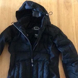 Women’s obermeyer ski jacket